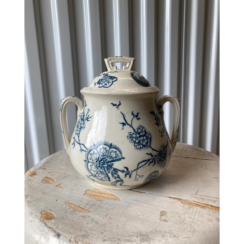 Oriental Pattern Sugar Bowl by D B & Co